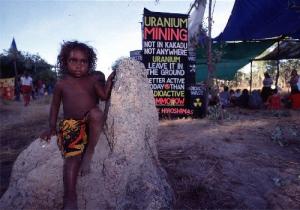 Kind (Foto: Gundjehmi Aboriginal Corporation 1998)