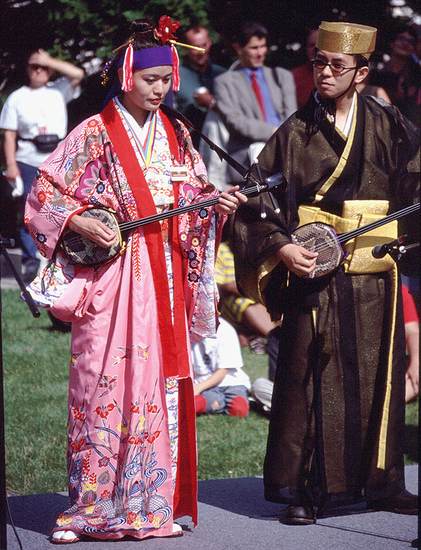 Musiker der Ainu (Foto: Oliver Kluge 2000)
